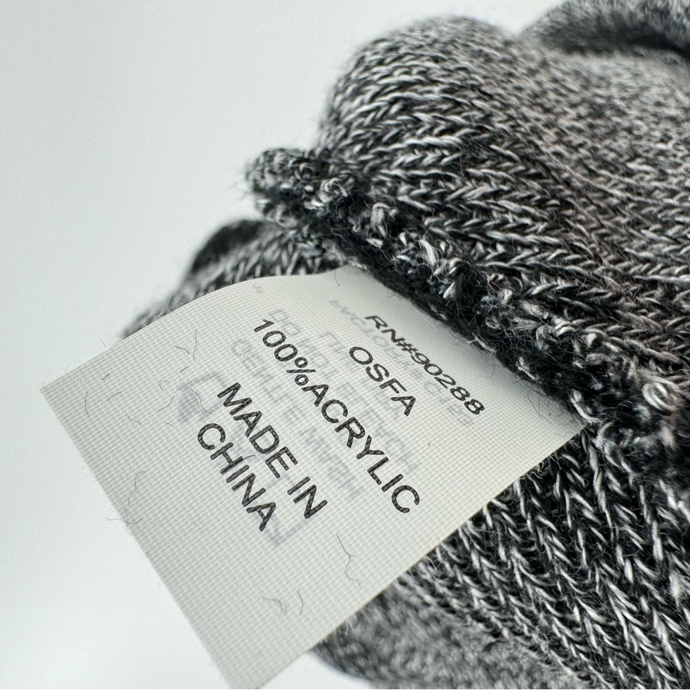 🧸 Adidas Black & Grey Beanie – Standard Fit, NWT - Picture 4 of 5